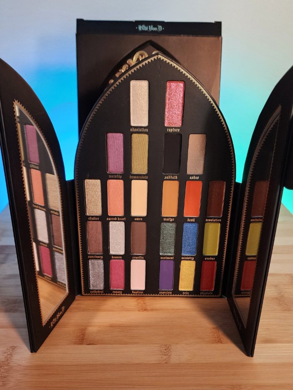 New! Kat Von D Saint & Sinner Eyeshadow Palette - Discontinued